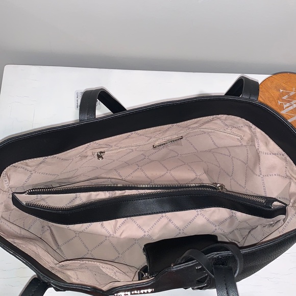 Steve MaddenTote Bag - Picture 2 of 4